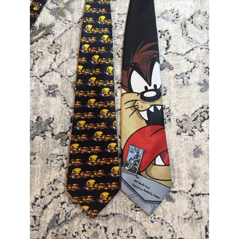 Set of 2 Vintage‎ Looney Tunes Ties 1997 Taz 2002 Silk Speedy